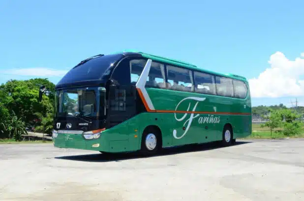 Farinas Bus