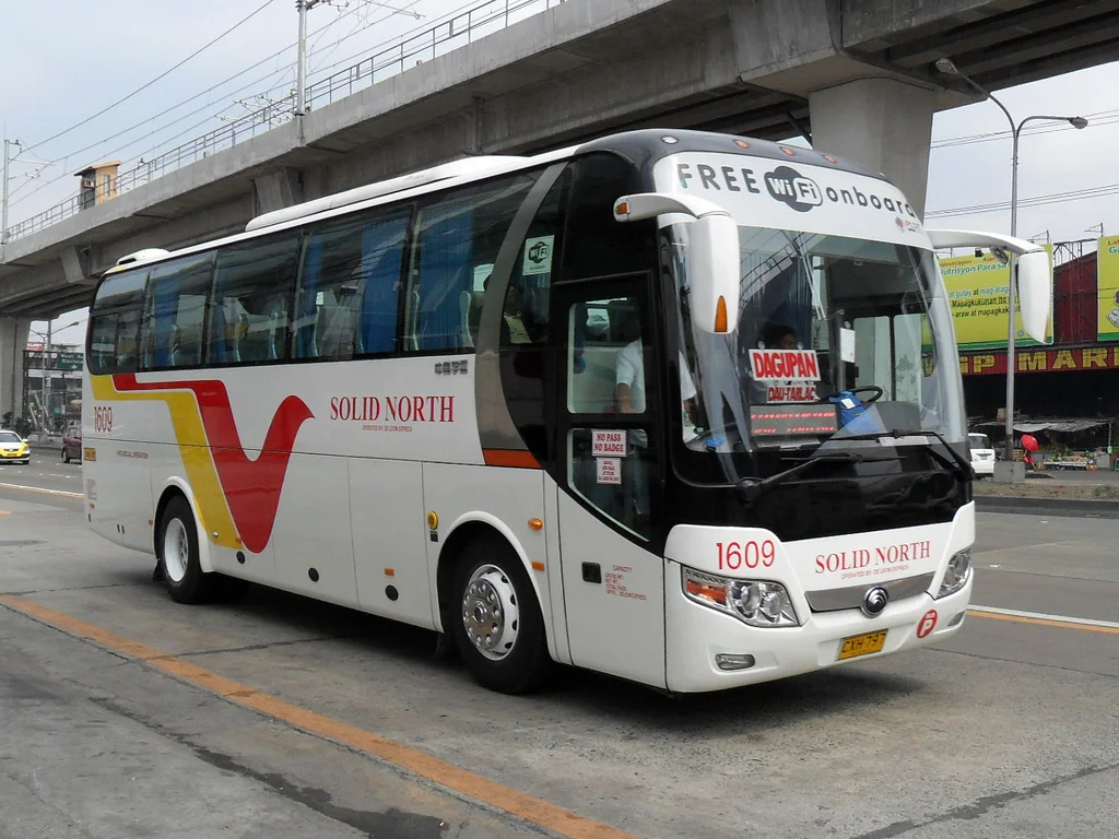 Pangasinan Solid North Transit Bus Outside