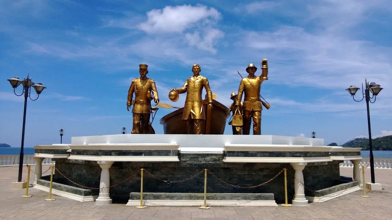 Dapitan-City-Rizal-Landing-Statue