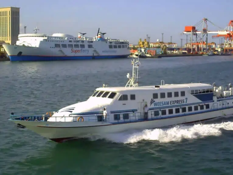 weesam-express-ferry-phbus