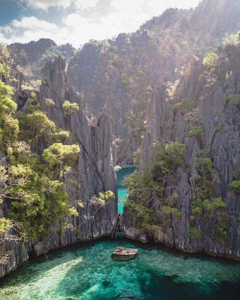 coron-twin-lagoon