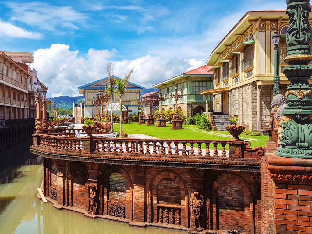 las casas bataan tourist spot