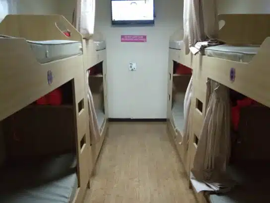 2GO STC Business Class 8 Beds